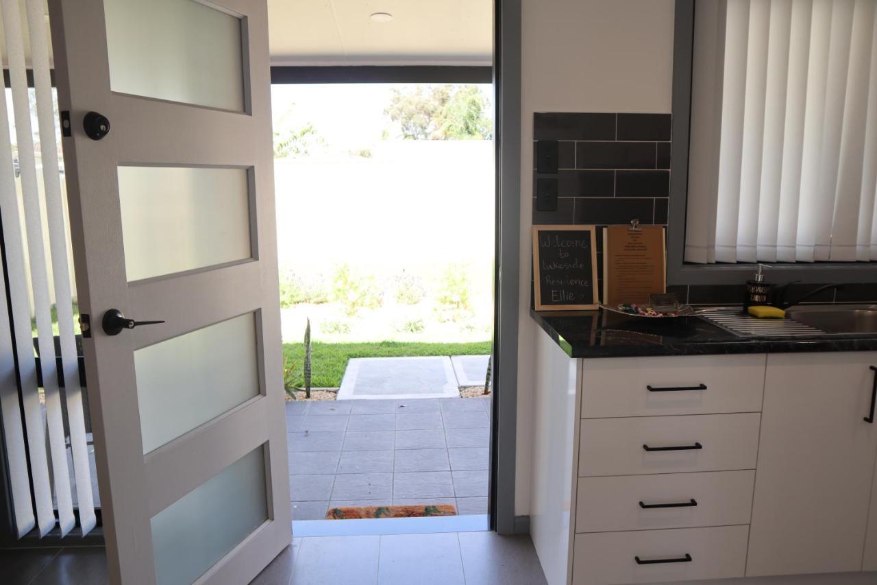 Lakeside Residence Raymond Terrace Buitenkant foto