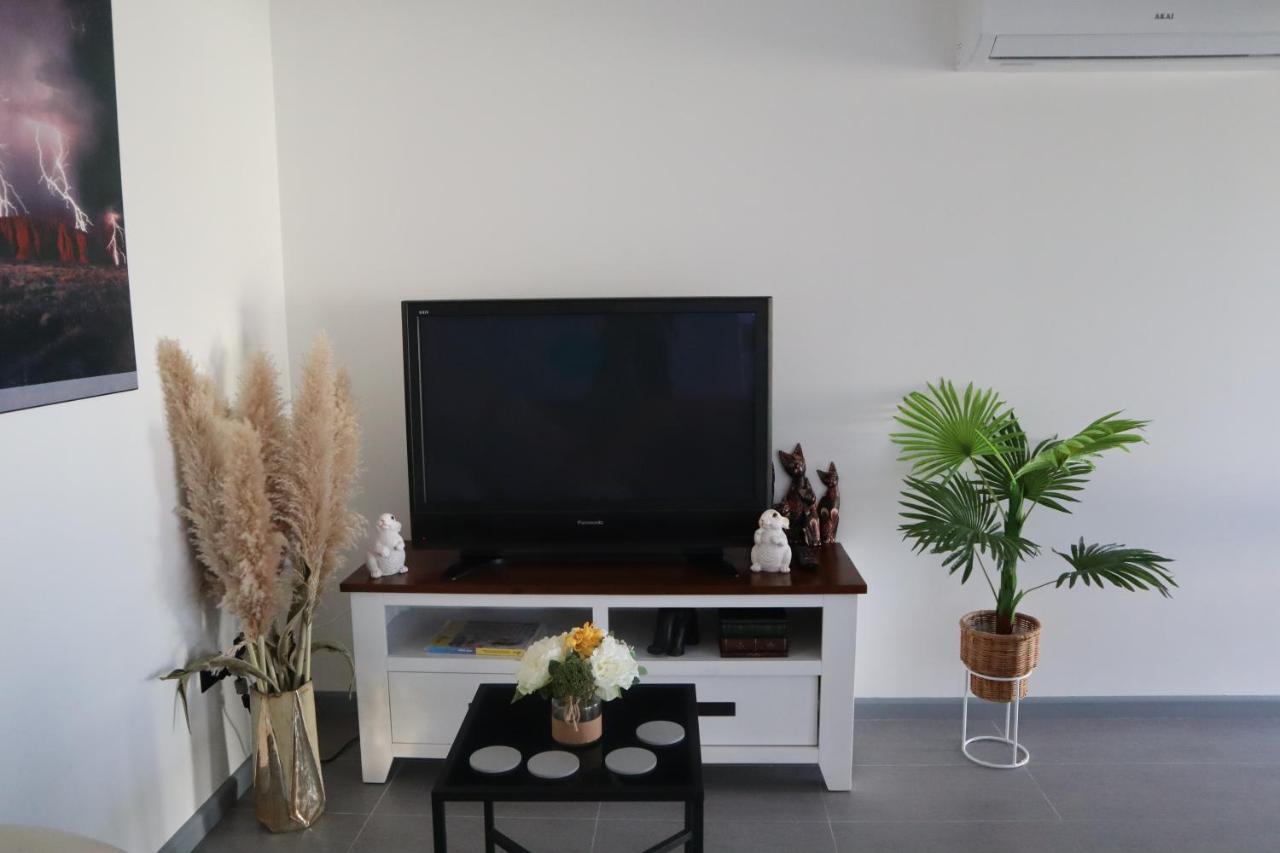 Lakeside Residence Raymond Terrace Buitenkant foto